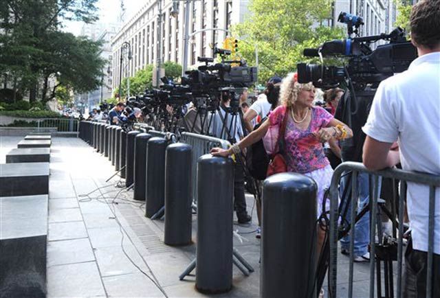 Media outside the courthouse